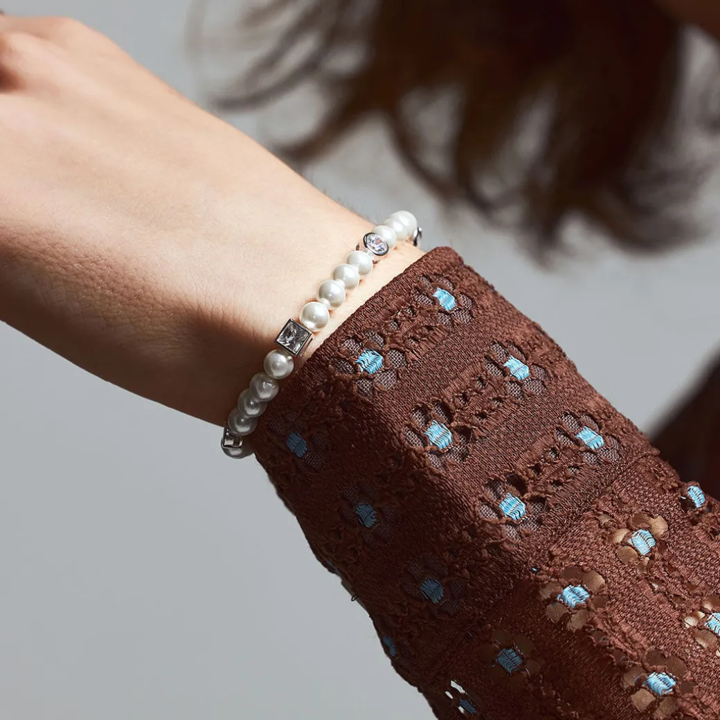 Silver Regal Pearl Bracelet